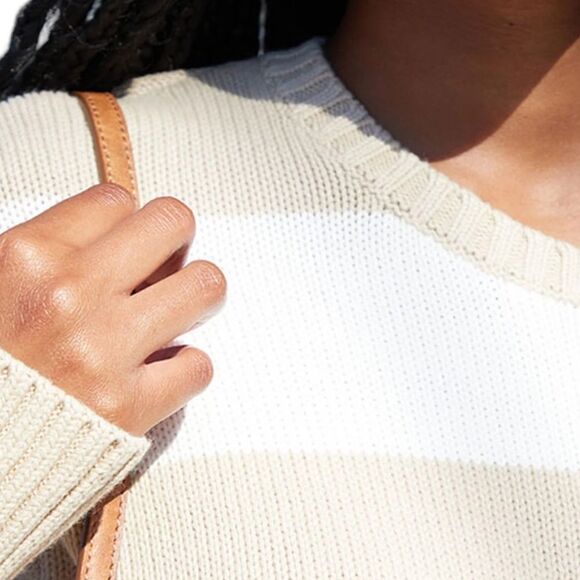 Brandy Melville PacSun Thick Knit Minimalist Neutral Striped Crew Neck S… - Picture 3 of 9
